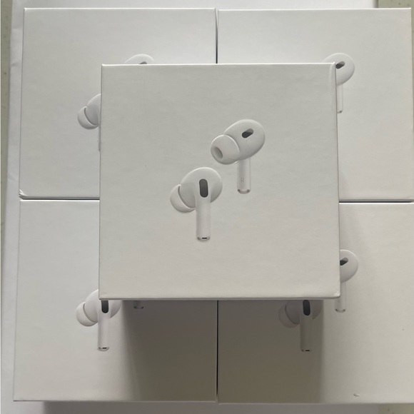 Apple AirPod Pro 2nd Generation - Picture 1 of 7
